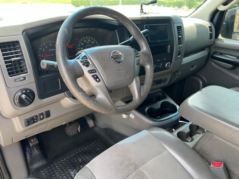 Used 2013 Nissan NV 2500 SV w/ Technology Pkg RWD image 15