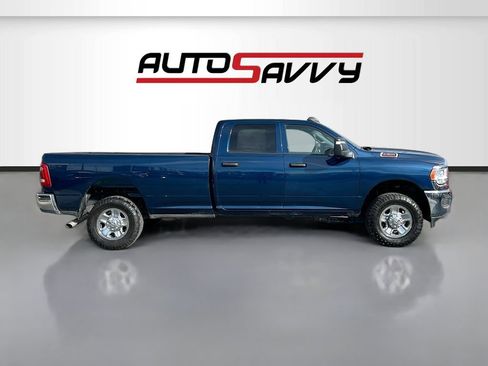 Used 2024 RAM 2500 Tradesman w/ Chrome Appearance Group image 8