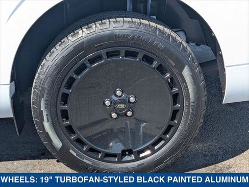 Certified 2025 Ford Maverick Lobo AWD/4WD image 9