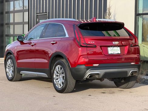 Used 2022 Cadillac XT4 Premium Luxury w/ Safety Alert Package image 3