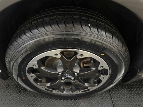 Certified 2023 Subaru Crosstrek 2.0i Premium image 8