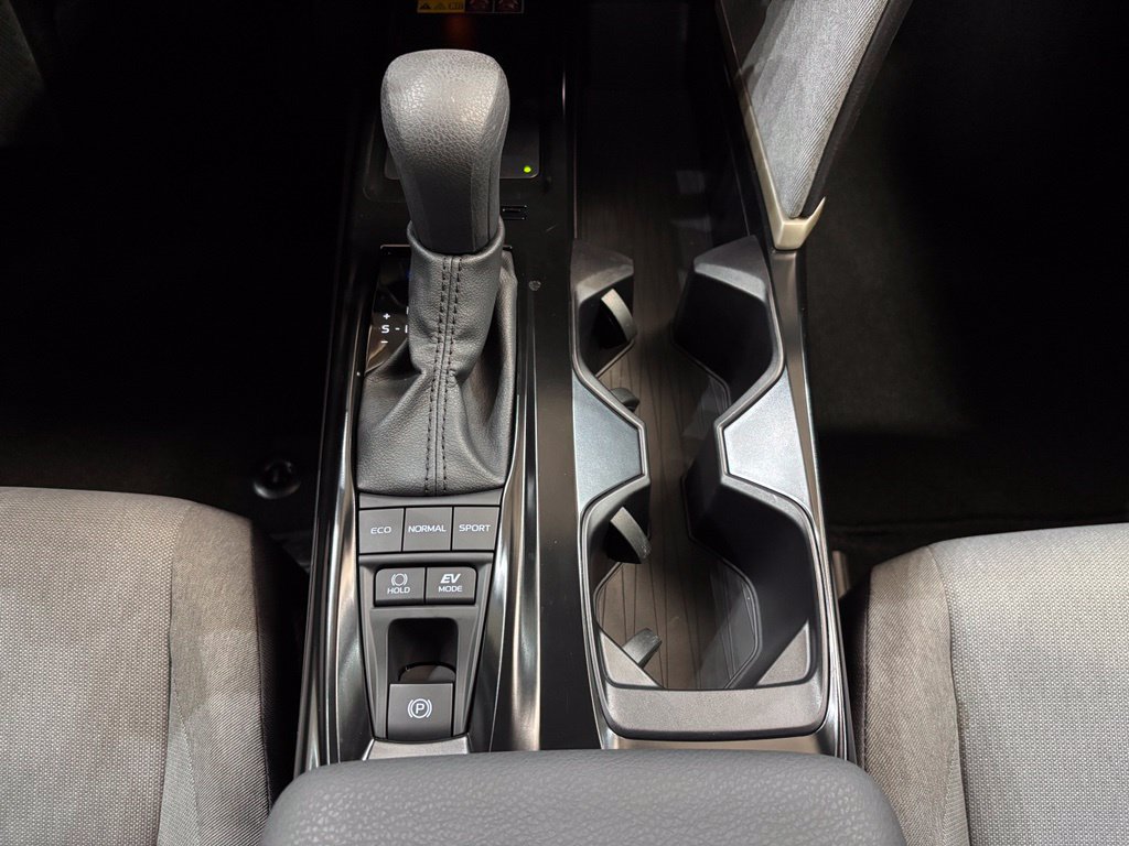 Used 2025 Toyota Camry LE FWD image 20