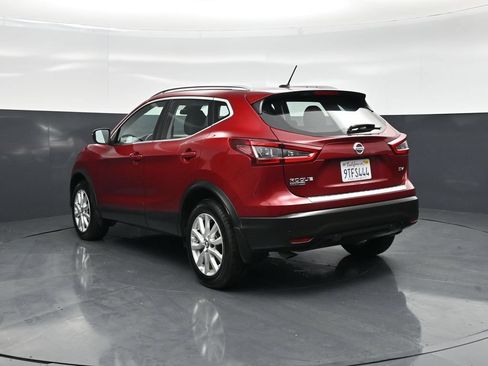 Used 2022 Nissan Rogue Sport SV FWD image 6