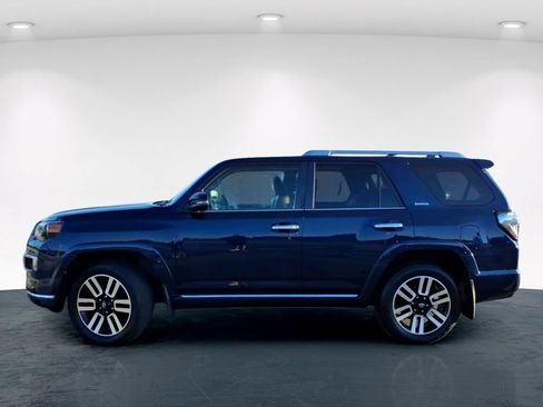 Used 2019 Toyota 4Runner Limited w/ Wilderness Package AWD/4WD image 10