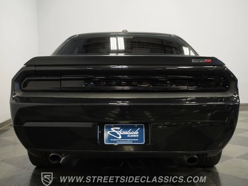 Used 2010 Dodge Challenger SRT8 w/ SRT Option Group II image 10