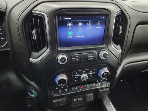 Used 2023 GMC Sierra 2500 AT4 w/ Gooseneck/5TH Wheel Package image 11