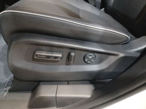 Used 2026 Honda Odyssey Elite image 14