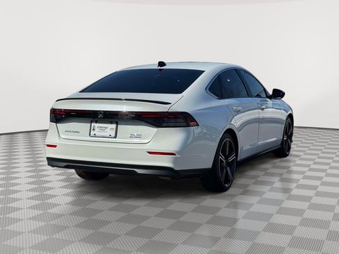 Used 2023 Honda Accord Sport image 3