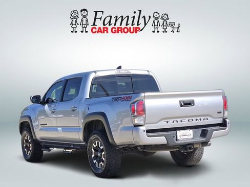 Used 2021 Toyota Tacoma TRD Off-Road w/ Technology Package image 3