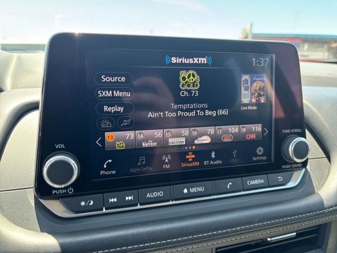 Used 2025 Nissan Rogue SV FWD image 20