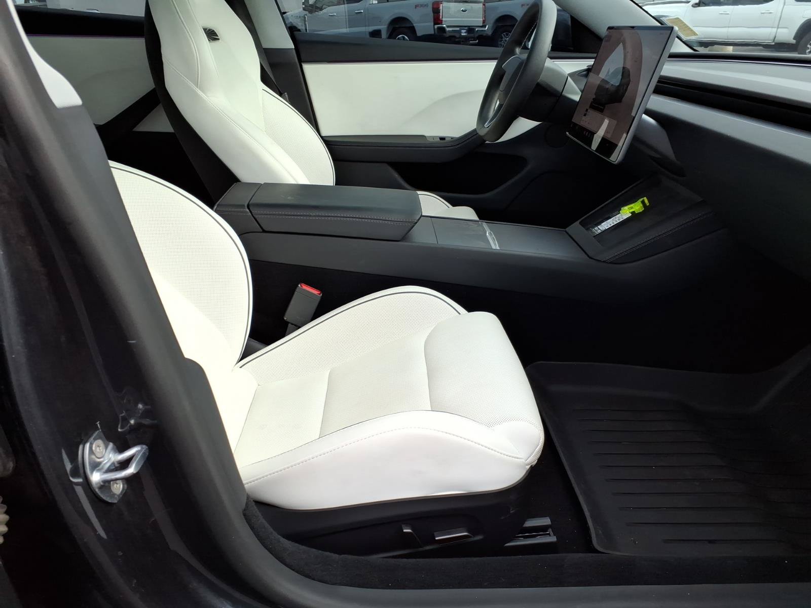 Used 2025 Tesla Model 3 Performance AWD/4WD image 11