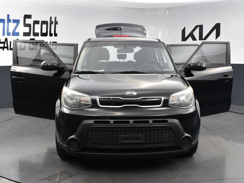 Used 2015 Kia Soul + FWD image 25