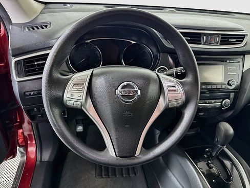 Used 2016 Nissan Rogue SV AWD/4WD image 12