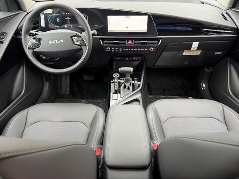 New 2026 Kia Niro EX image 7