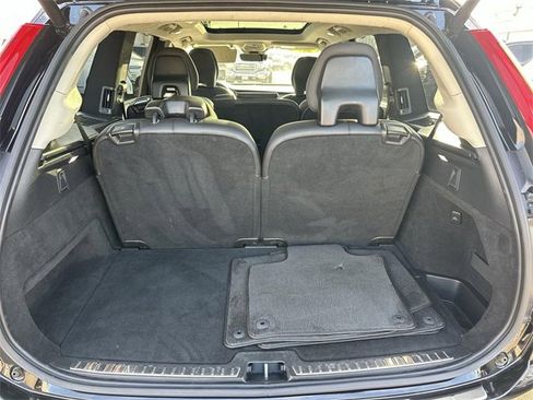 Used 2023 Volvo XC90 T8 Ultimate w/ Lounge Package image 26