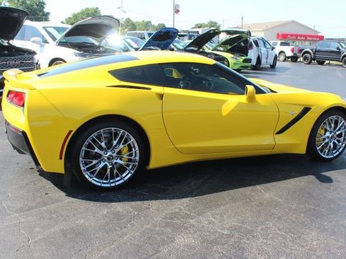 Used 2015 Chevrolet Corvette Stingray Coupe w/ 2LT Preferred Equipment Group RWD image 14