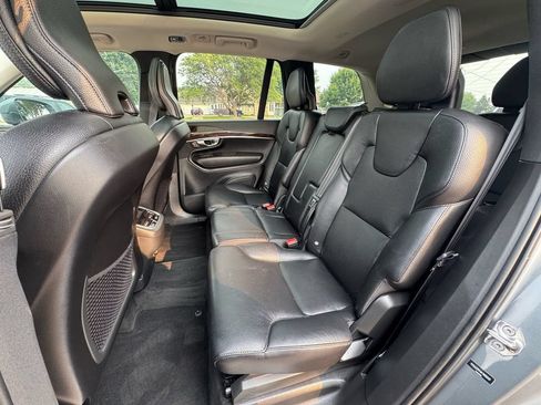Used 2019 Volvo XC90 T6 Momentum w/ Advanced Package AWD/4WD image 24