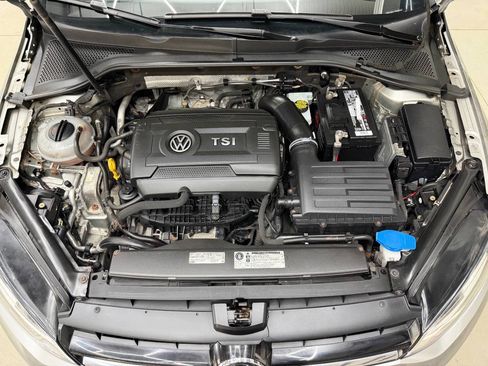 Used 2015 Volkswagen Golf 2-Door FWD image 7