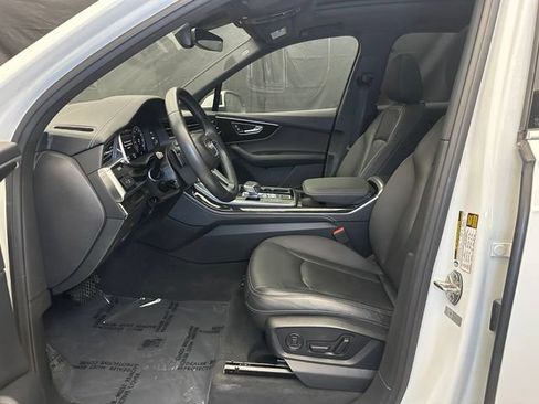Used 2025 Audi Q7 3.0T Premium Plus AWD/4WD image 21
