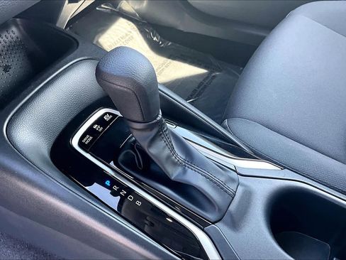 Used 2025 Toyota Corolla LE AWD/4WD image 26
