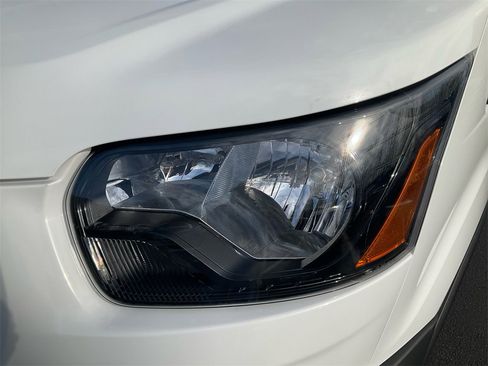 New 2026 Ford Transit 250 148 Medium Roof image 9