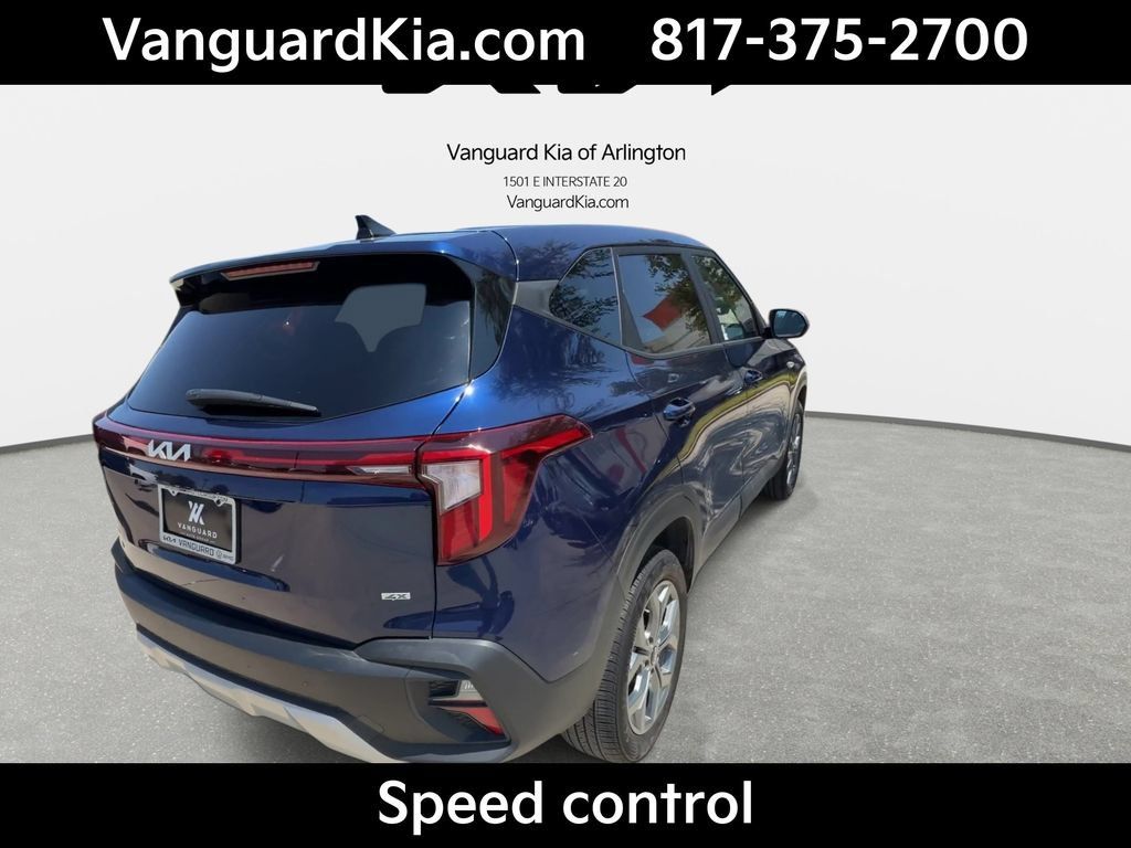 Certified 2026 Kia Seltos LX AWD/4WD image 9