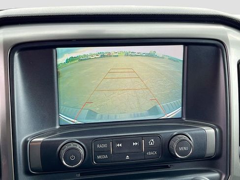 Used 2018 Chevrolet Silverado 1500 LT AWD/4WD image 14