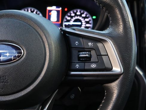 Used 2022 Subaru Ascent Limited w/ Technology Package image 37