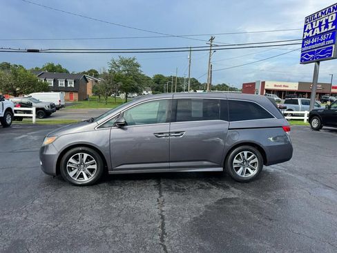 Used 2016 Honda Odyssey Touring image 2