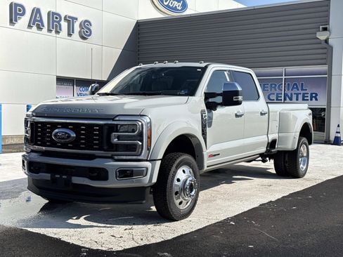 New 2026 Ford F450 Platinum AWD/4WD image 7
