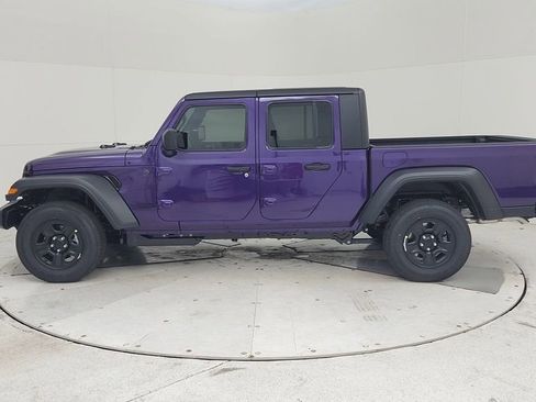 New 2026 Jeep Gladiator Sport image 7