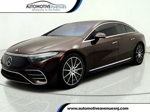 Used 2024 Mercedes-Benz EQS 580 4MATIC Sedan w/ Executive Interior Package image 1