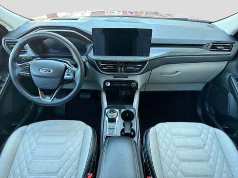 Certified 2023 Ford Escape SE w/ PHEV Premium Package image 14