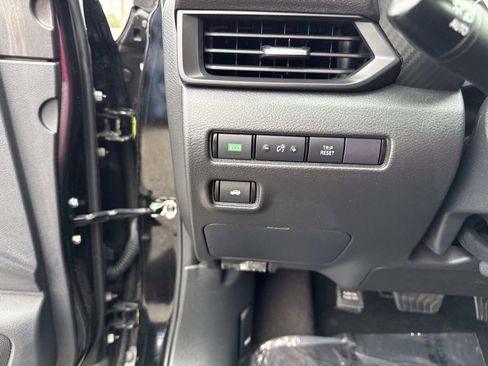 Certified 2024 Nissan Sentra S image 31