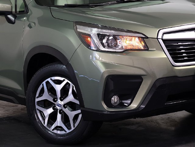Used 2020 Subaru Forester Premium AWD/4WD image 8