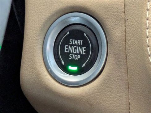 Used 2021 Chevrolet Suburban Premier w/ Premium Package image 36