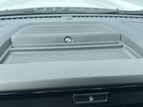 New 2025 Ford F350 Lariat w/ Chrome Package image 31