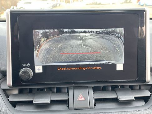 Used 2023 Toyota RAV4 SE image 28