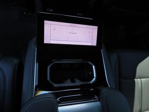 New 2023 Jeep Grand Wagoneer 4WD w/ Convenience Group III image 27