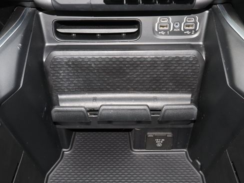 Used 2022 RAM 1500 Big Horn image 24