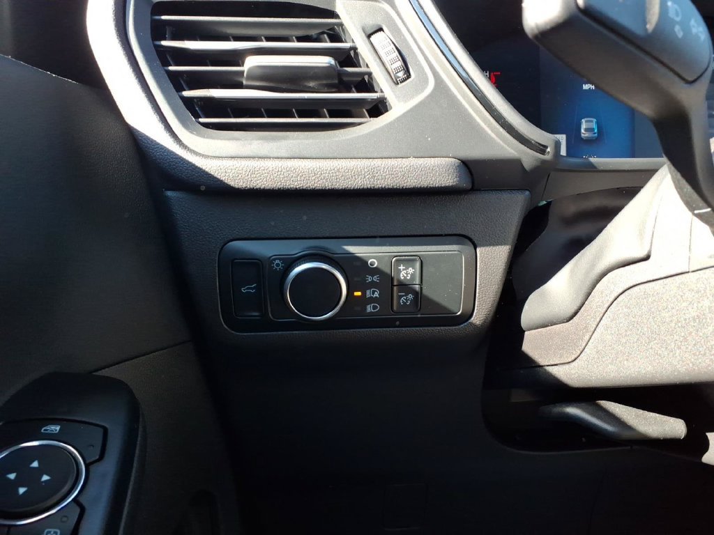 Used 2024 Ford Escape ST-Line w/ Tech Pack #1 AWD/4WD image 17