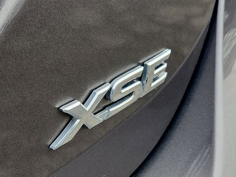 Used 2022 Toyota Camry XSE w/ Navigation Package image 30