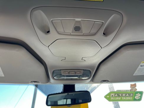 Used 2020 Ford Transit Connect XL image 26