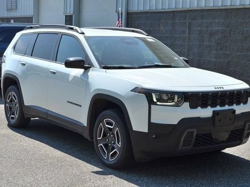 New 2026 Jeep Cherokee Laredo AWD/4WD image 2