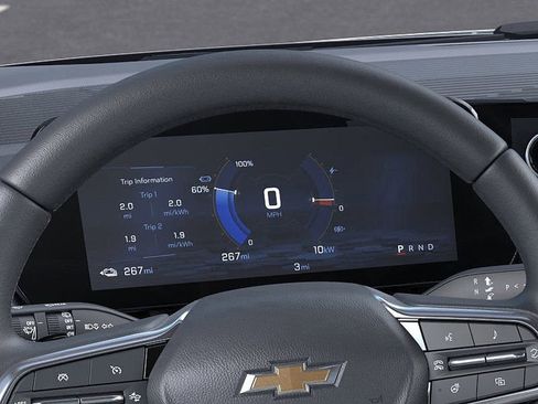 New 2025 Chevrolet Equinox EV LT image 18