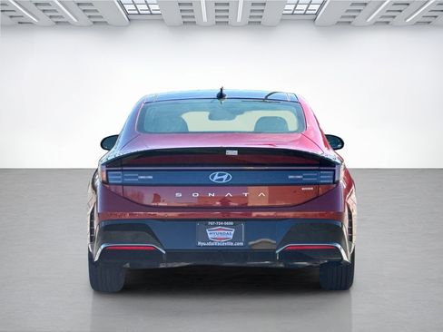 New 2025 Hyundai Sonata Limited image 7
