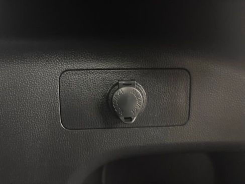 Used 2024 Toyota RAV4 XLE Premium FWD image 36