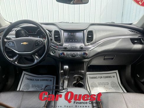 Used 2018 Chevrolet Impala Premier FWD image 18