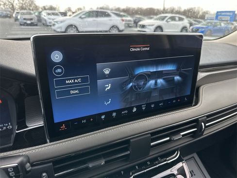 Used 2024 Lincoln Corsair Reserve w/ Equipment Group 201A image 19