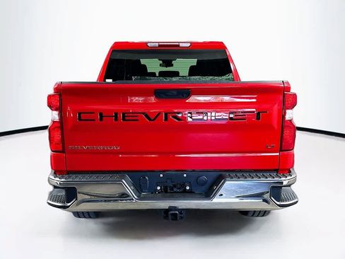 Used 2025 Chevrolet Silverado 1500 LT AWD/4WD image 5